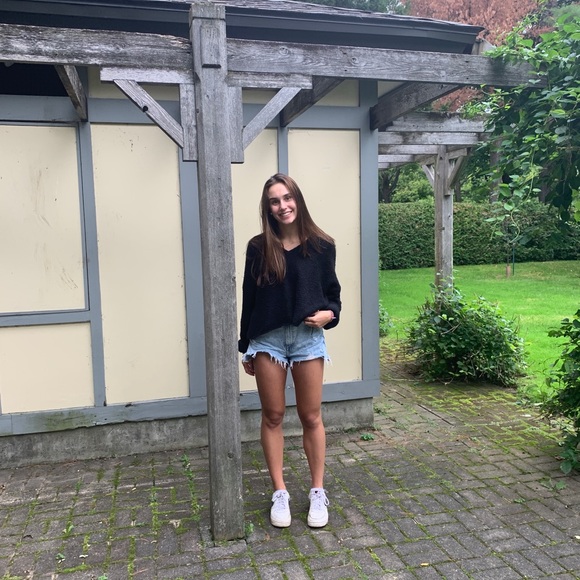 Meet your Posher, Sophie - Picture 1 of 1